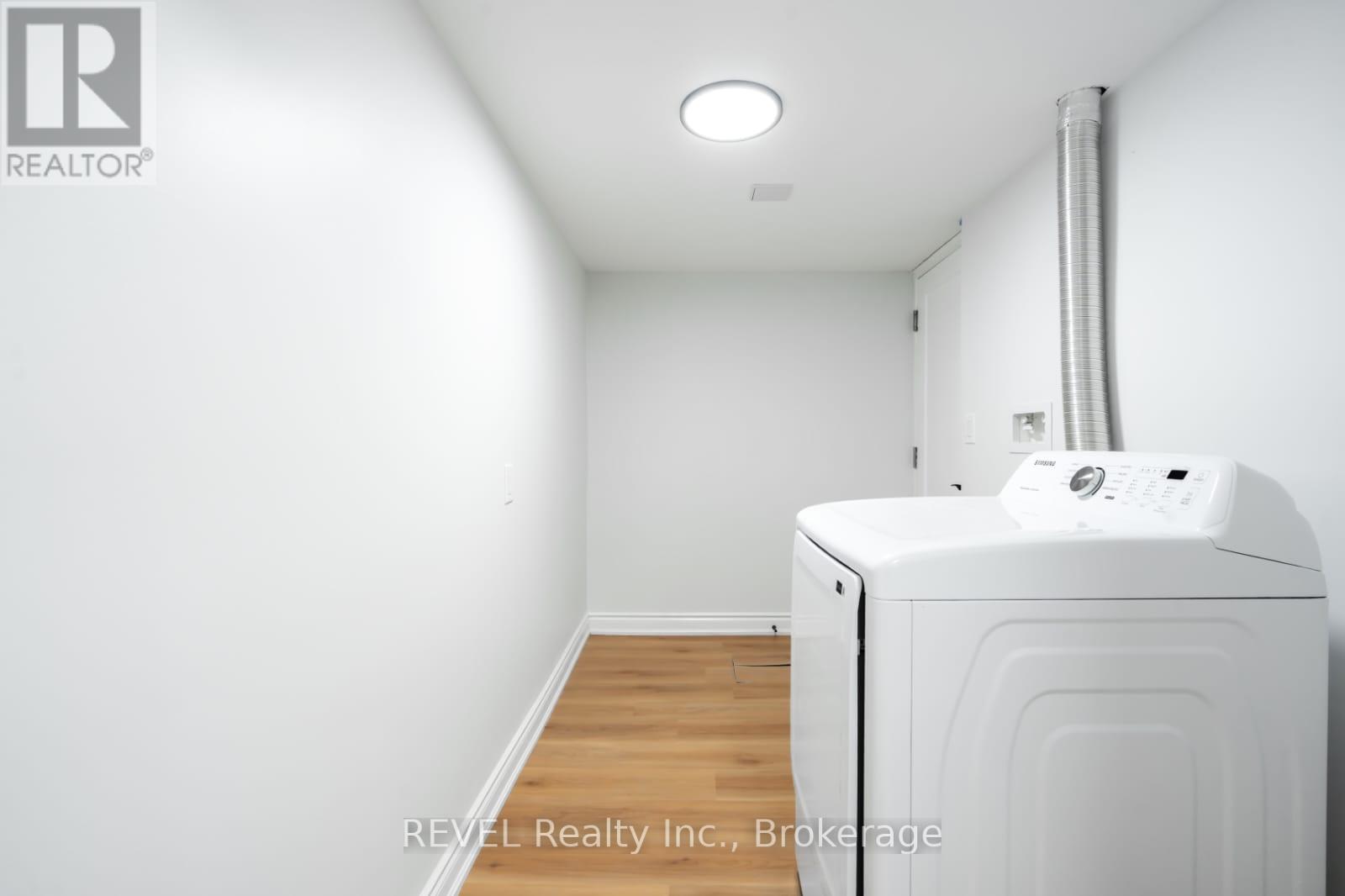 #lower - 21 Willson Drive, Thorold (Hurricane/merrittville), Ontario  L2V 0M3 - Photo 5 - X12750976