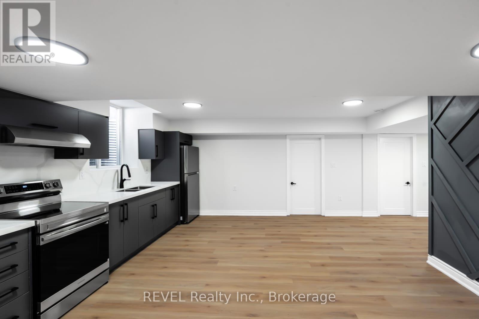 #lower - 21 Willson Drive, Thorold (Hurricane/merrittville), Ontario  L2V 0M3 - Photo 6 - X12750976