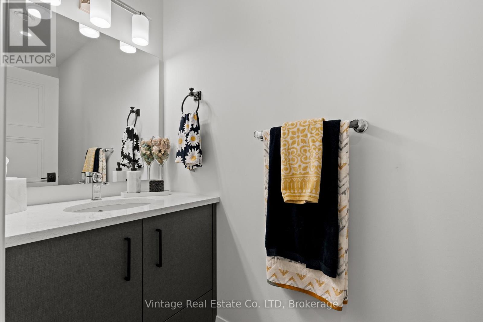 24 Willow Bank Common, St. Catharines, Ontario  L2S 4C8 - Photo 33 - X12751042