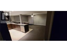 77 THAMES Way, Hamilton, Ontario