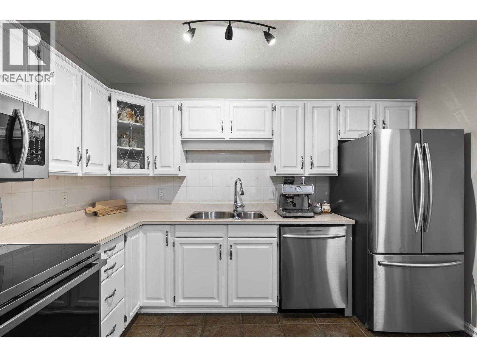 200 Hollywood Road N Unit# 205, Kelowna, British Columbia