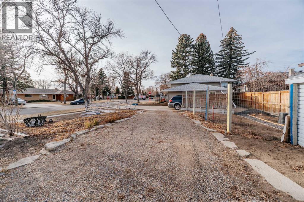 2001 12 Avenue S, Lethbridge, Alberta  T1K 0N8 - Photo 10 - A2279437