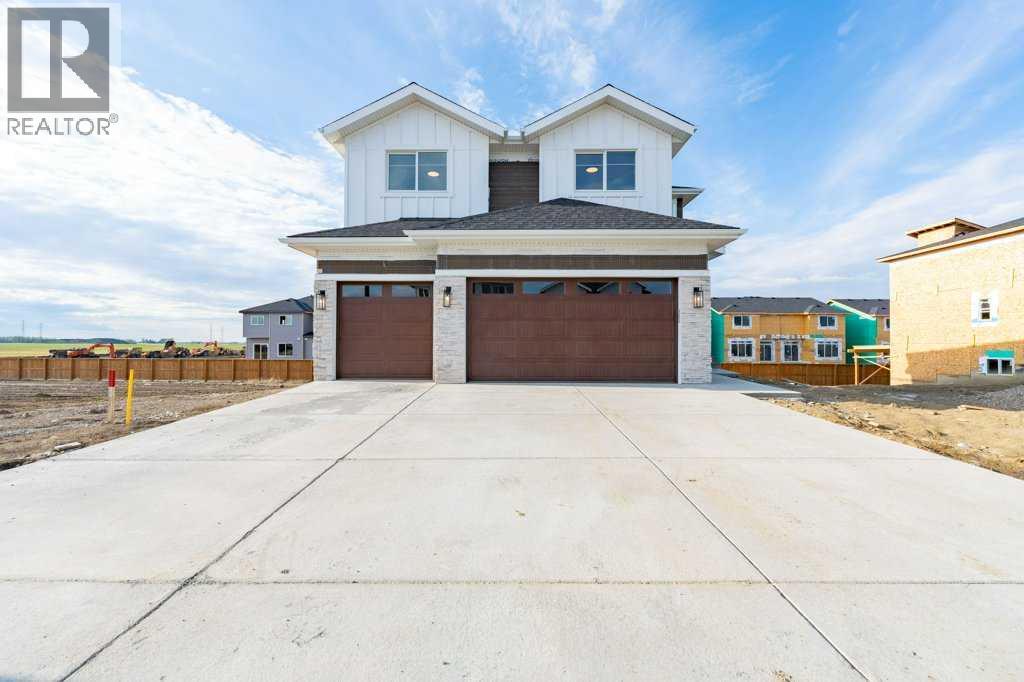 351 Waterford Grove, Chestermere, Alberta  T1X 2T9 - Photo 3 - A2275829