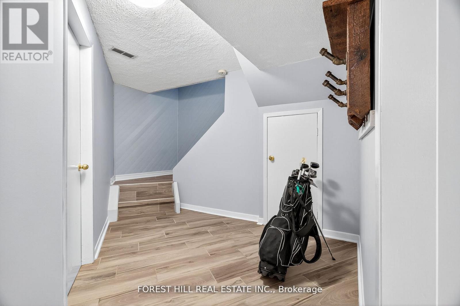 1550 Evangeline Drive, Oshawa, Ontario  L1J 3T2 - Photo 16 - E12751044