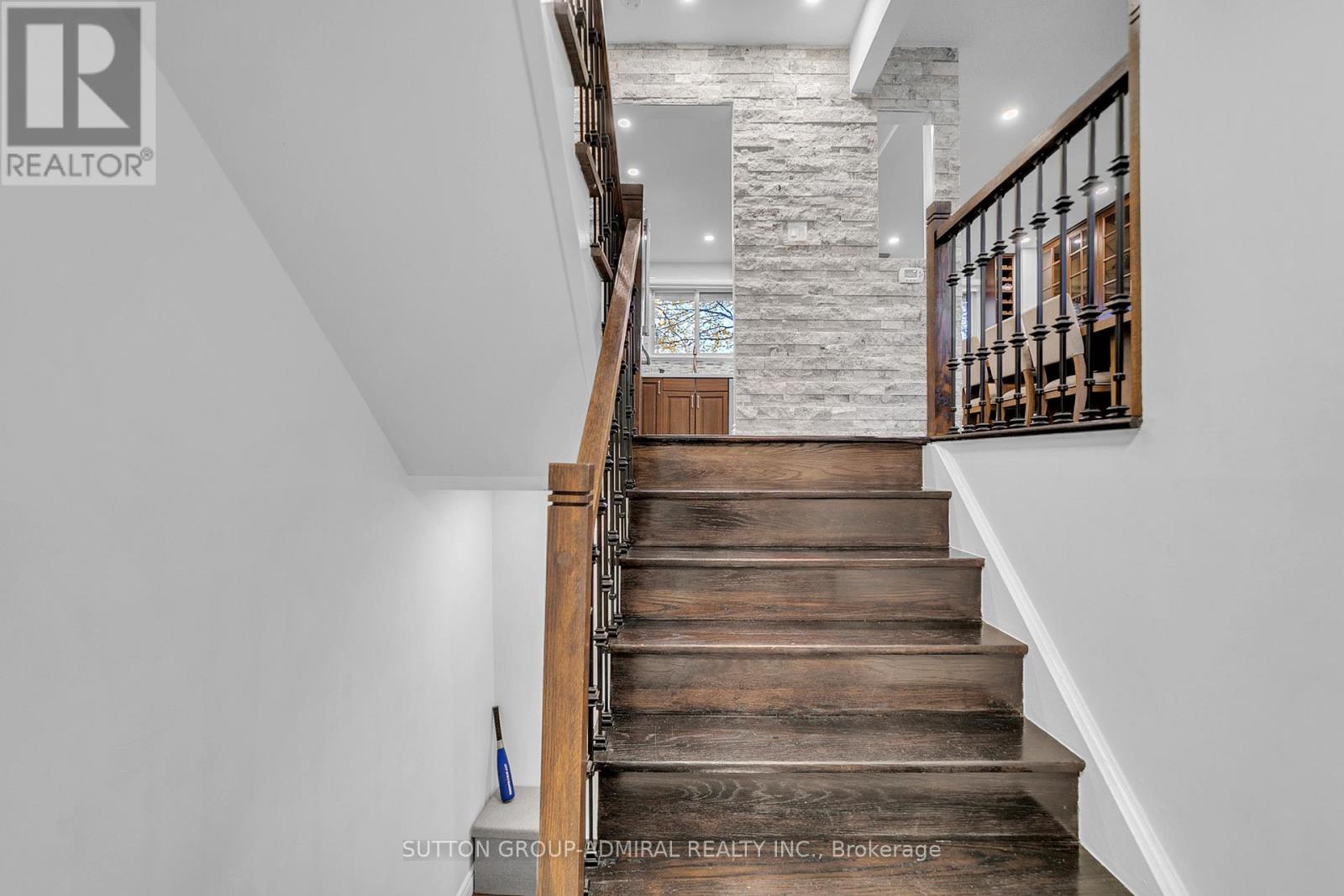 40 Stately Way, Markham, Ontario L3T 3Z8 - Photo 9 - N12750888