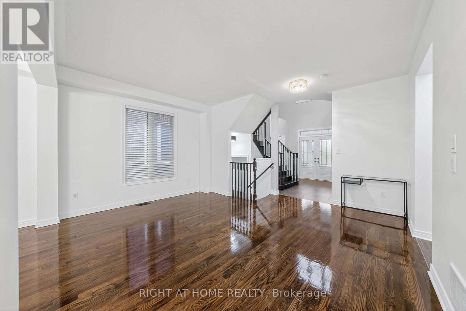 193 Blue Dasher Boulevard, Bradford West Gwillimbury, Ontario  L3Z 0H3 - Photo 10 - N12750900