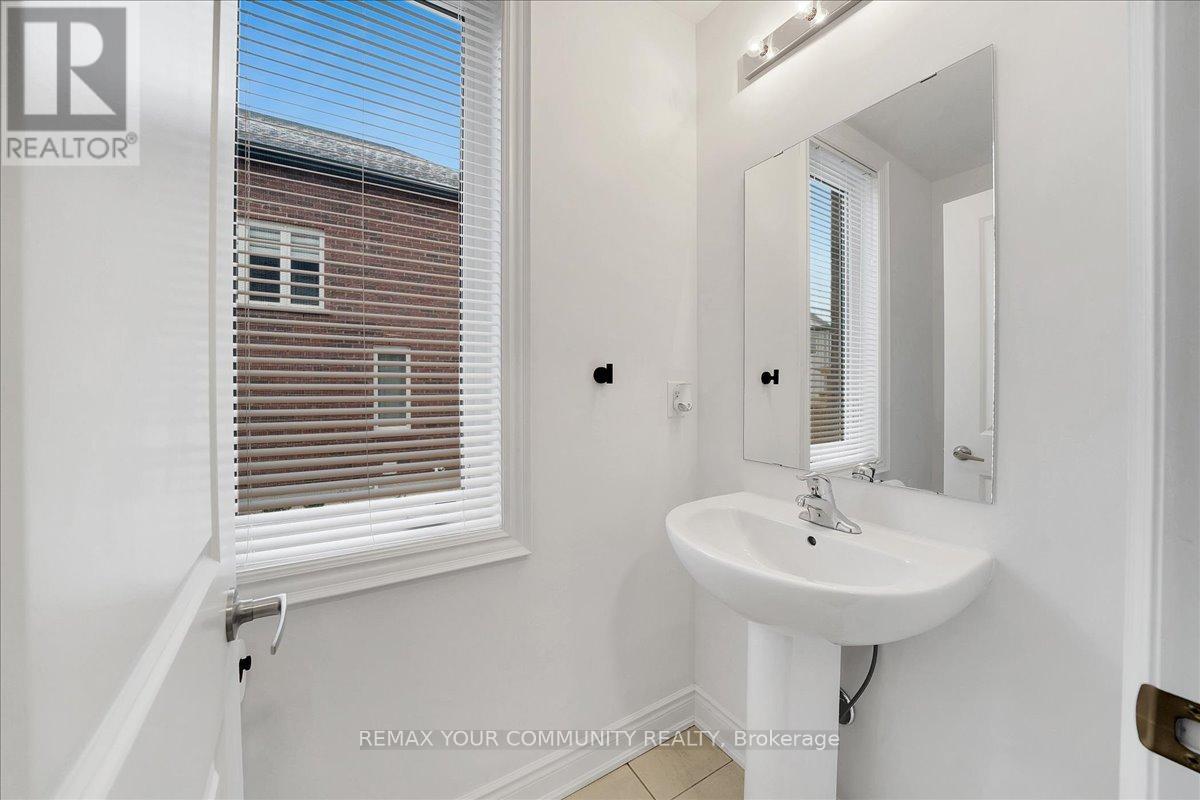 14 Lisa Street, Wasaga Beach, Ontario  L9E 0K8 - Photo 10 - S12750932