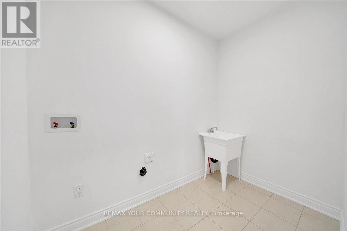 14 Lisa Street, Wasaga Beach, Ontario  L9E 0K8 - Photo 11 - S12750932