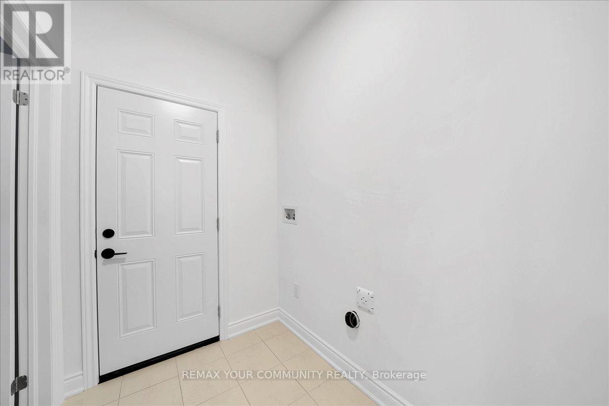 14 Lisa Street, Wasaga Beach, Ontario  L9E 0K8 - Photo 12 - S12750932