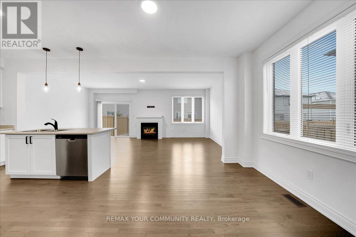 14 Lisa Street, Wasaga Beach, Ontario  L9E 0K8 - Photo 13 - S12750932