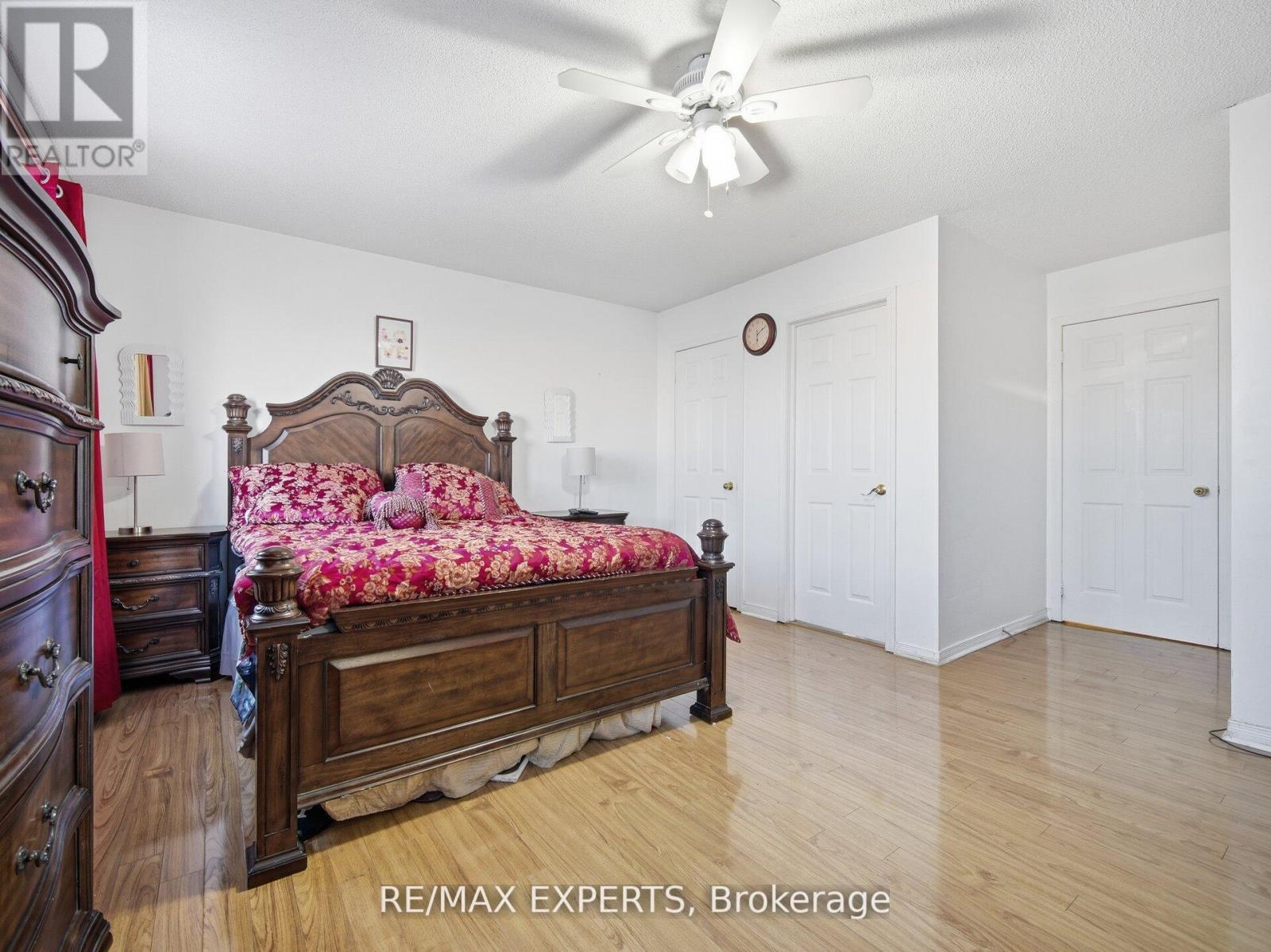 70 Twin Pines Crescent, Brampton, Ontario  L7A 1M8 - Photo 23 - W12750848