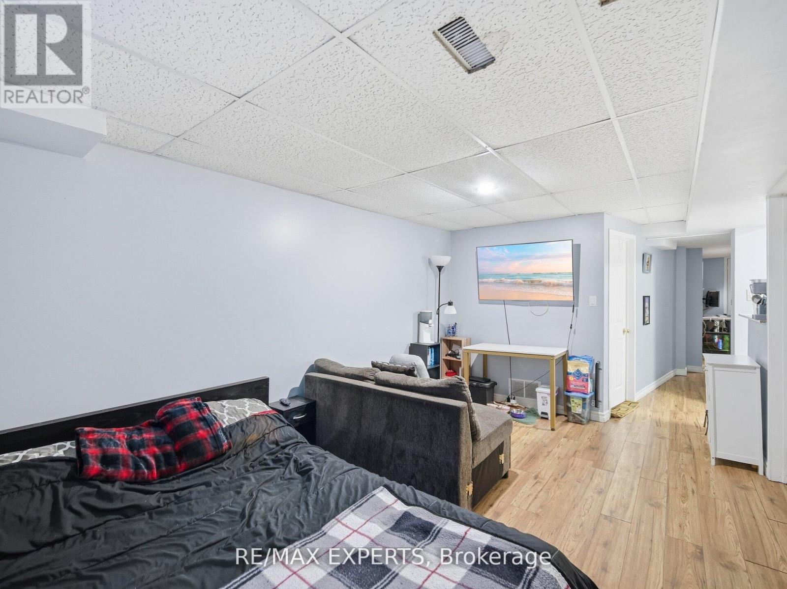 70 Twin Pines Crescent, Brampton, Ontario  L7A 1M8 - Photo 43 - W12750848