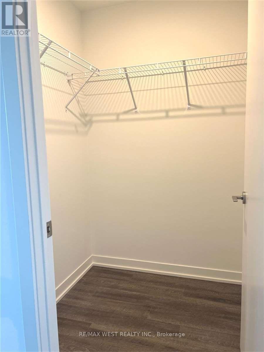 203 - 1808 St. Clair Avenue W, Toronto, Ontario  M6N 0C1 - Photo 7 - W12750858