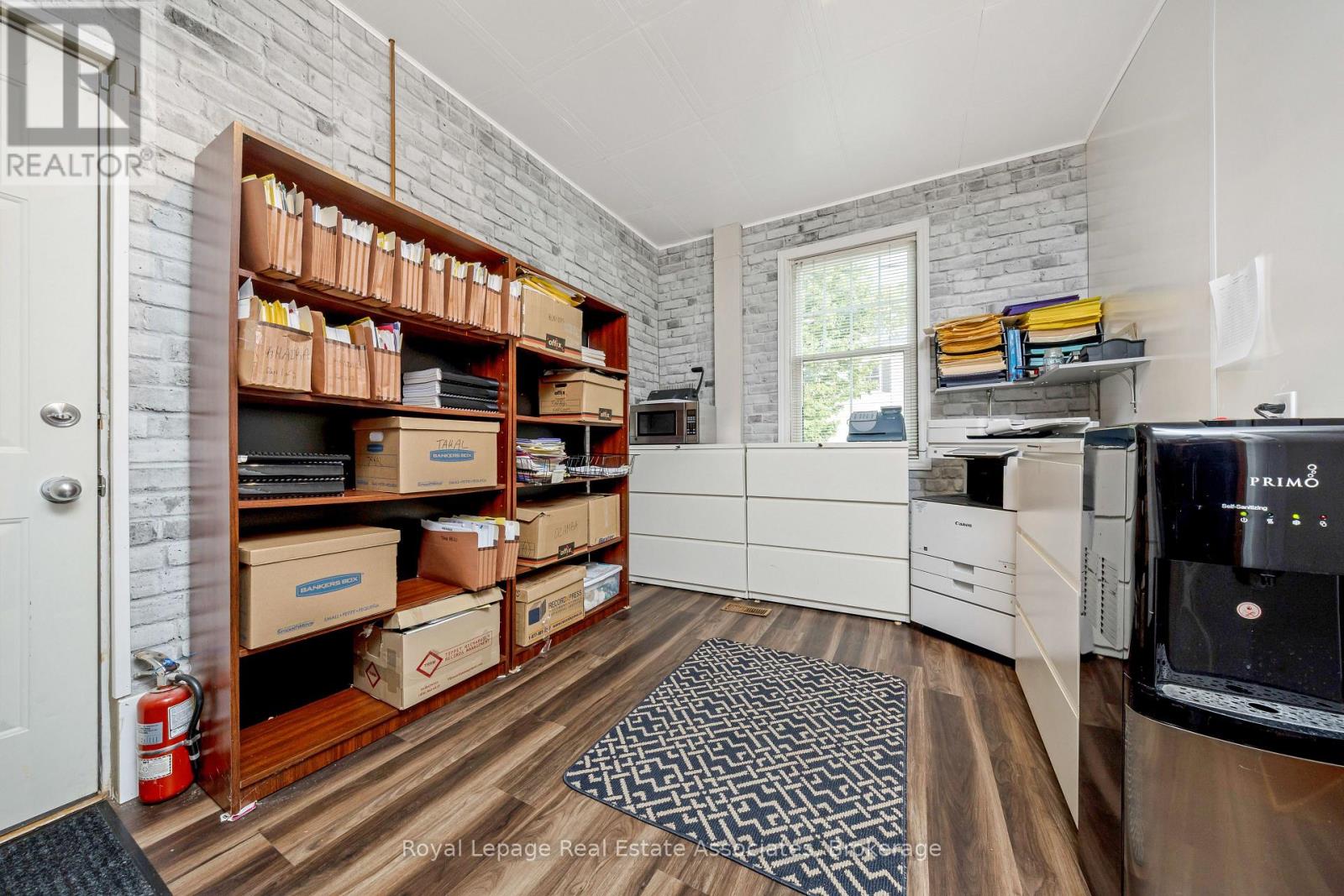 142 Martin Street, Milton, Ontario  L9T 2R2 - Photo 14 - W12750862