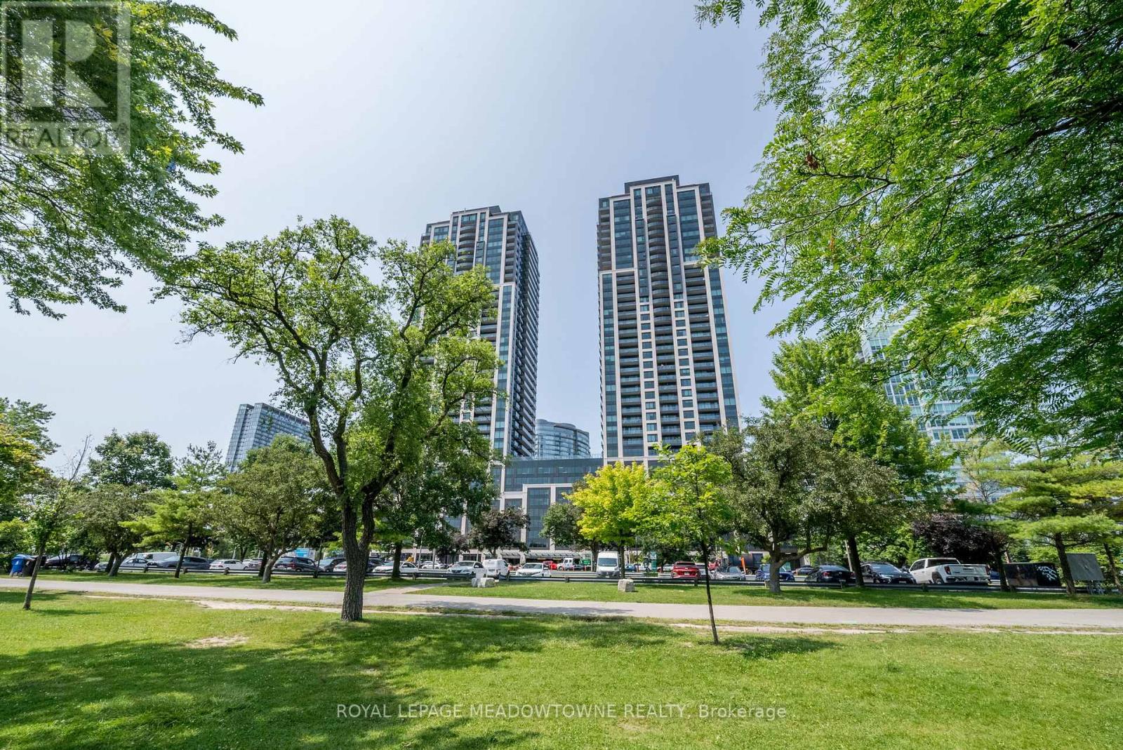 2307 - 1926 Lake Shore Boulevard W, Toronto, Ontario  M6S 1A1 - Photo 40 - W12750870