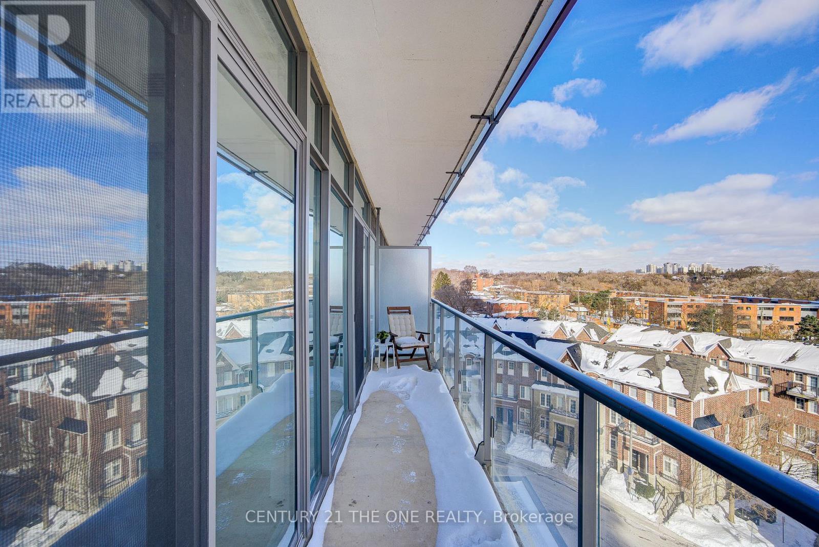 617 - 103 The Queens Way, Toronto, Ontario  M6S 5B3 - Photo 10 - W12750914