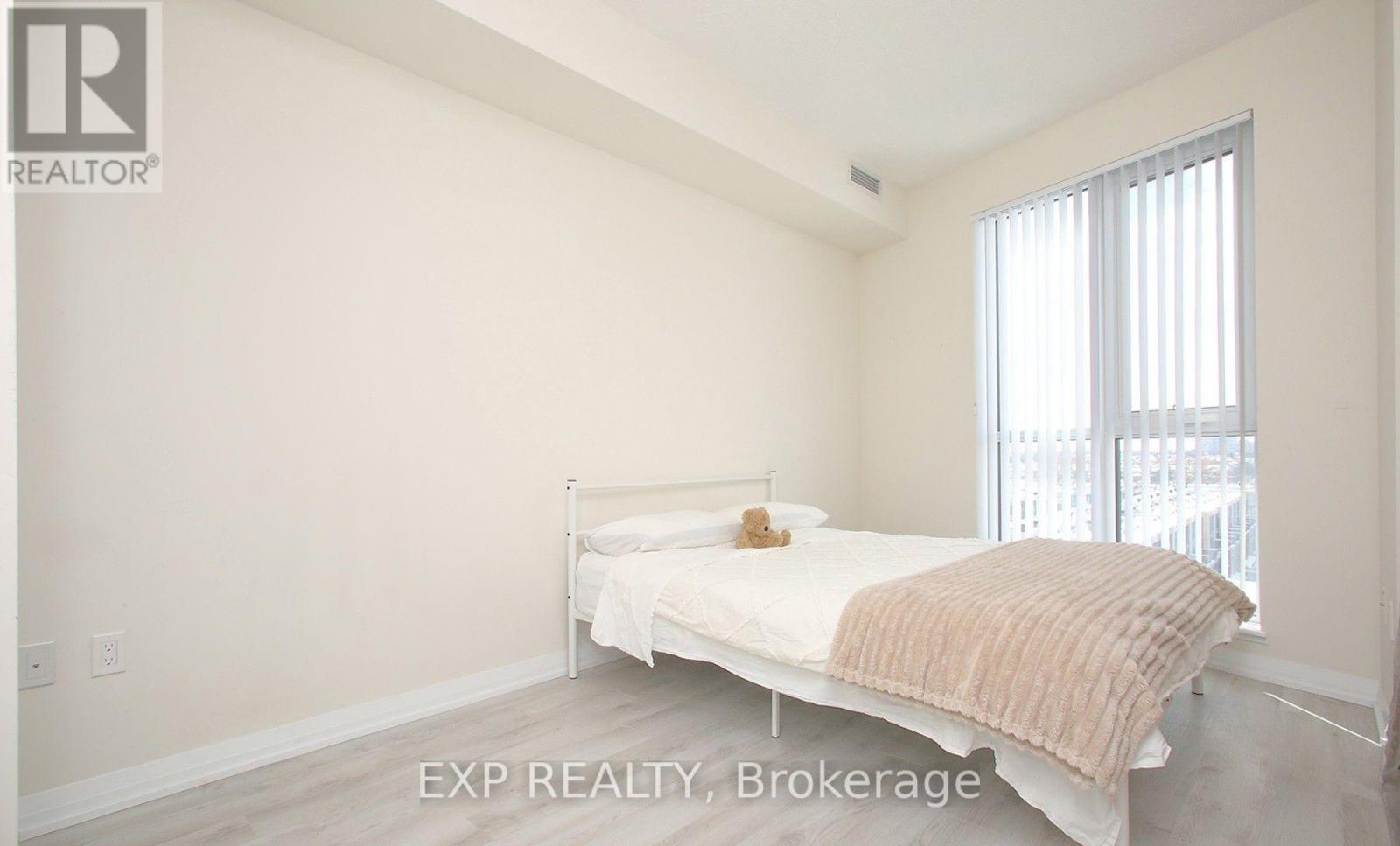 408 - 65 Watergarden Drive, Mississauga, Ontario  L5R 0G9 - Photo 12 - W12750922