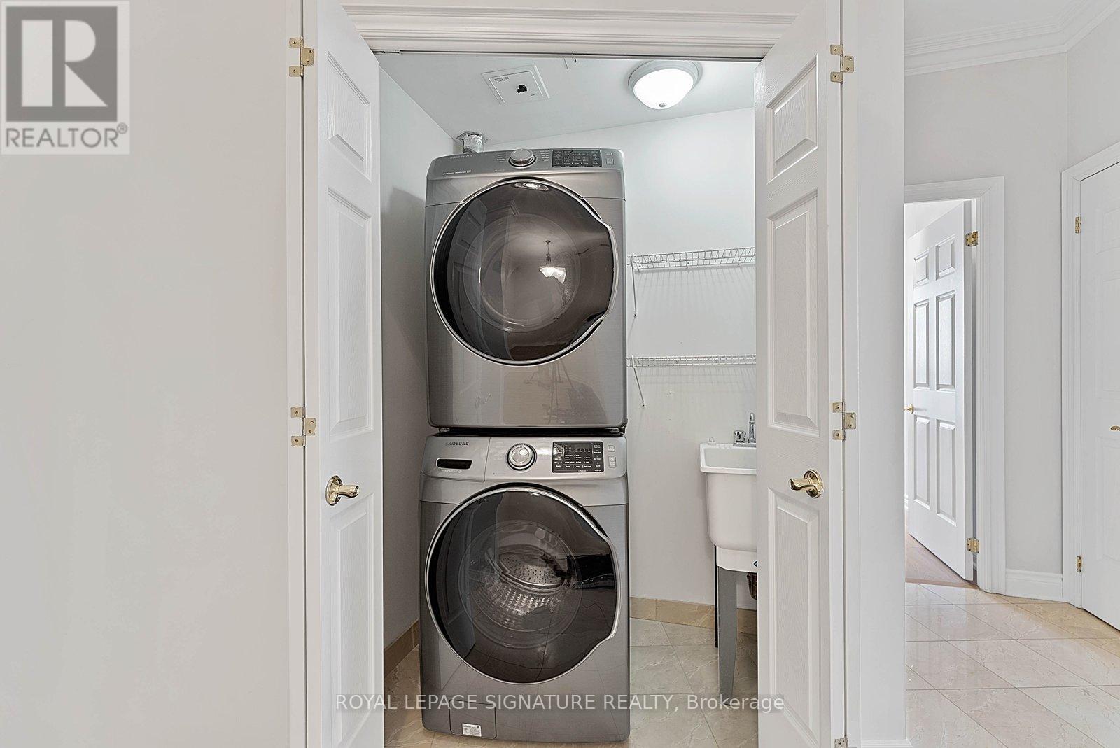 611 - 3085 Bloor Street W, Toronto, Ontario  M8X 1C9 - Photo 17 - W12750944