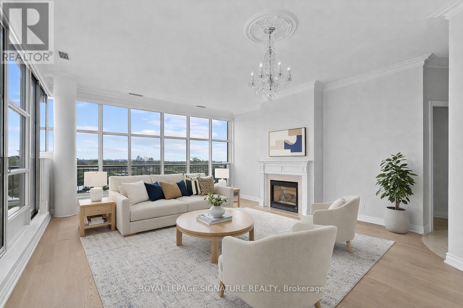 611 - 3085 Bloor Street W, Toronto, Ontario  M8X 1C9 - Photo 5 - W12750944