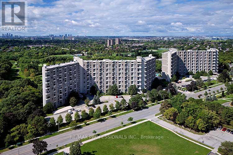 D13 - 288 Mill Road, Toronto, Ontario  M9C 4X7 - Photo 2 - W12750970