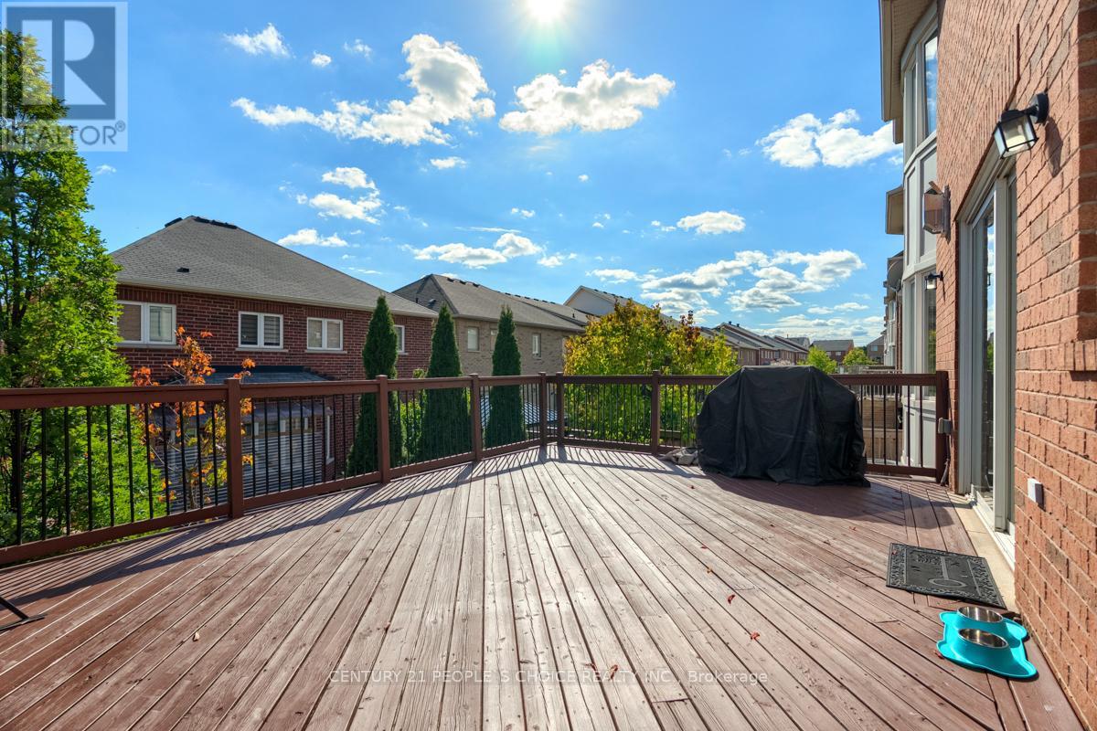 318 Laundon Terrace, Milton, Ontario  L9T 7N9 - Photo 48 - W12750972