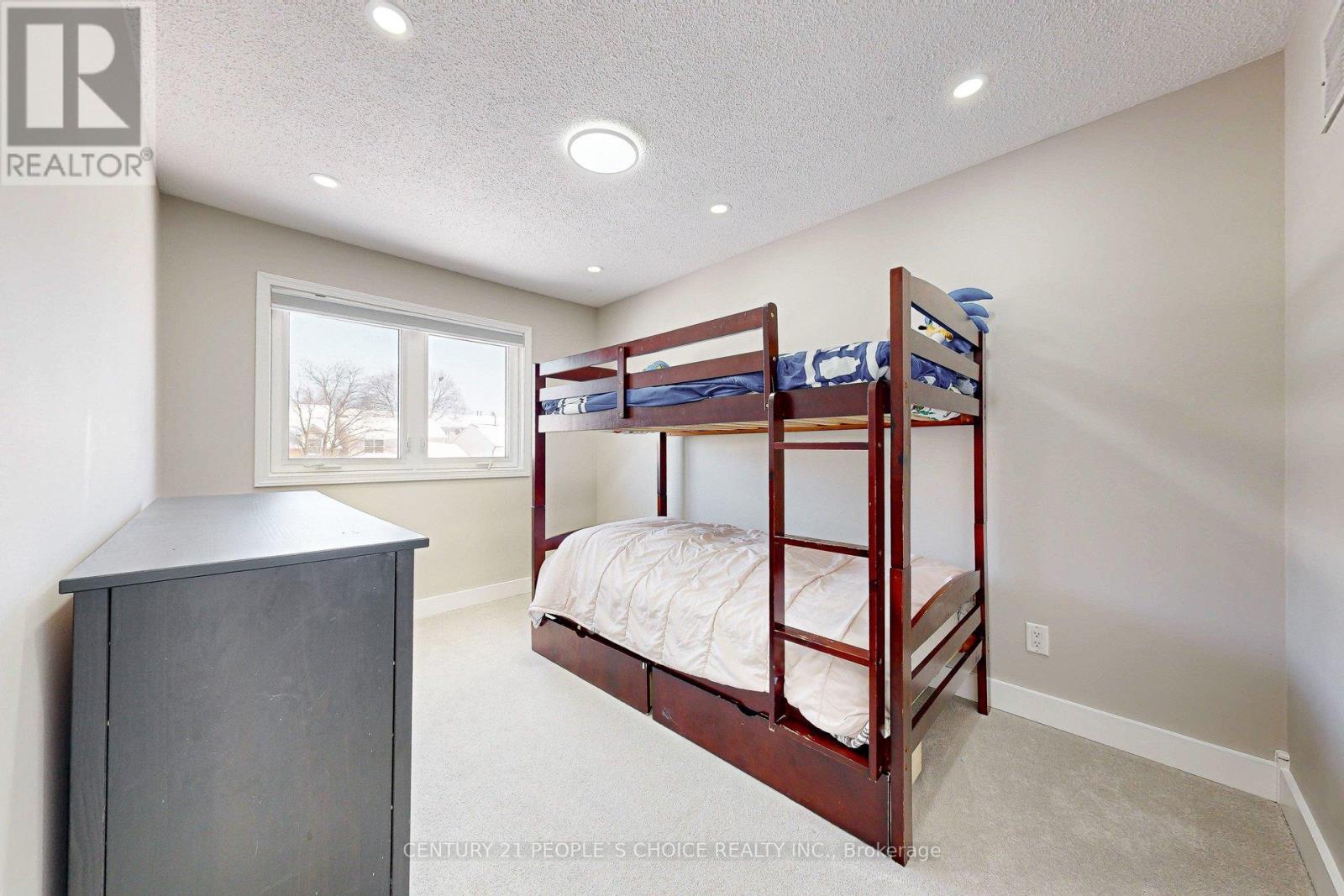 54 Royal Palm Drive, Brampton, Ontario  L6Z 1P6 - Photo 23 - W12751028