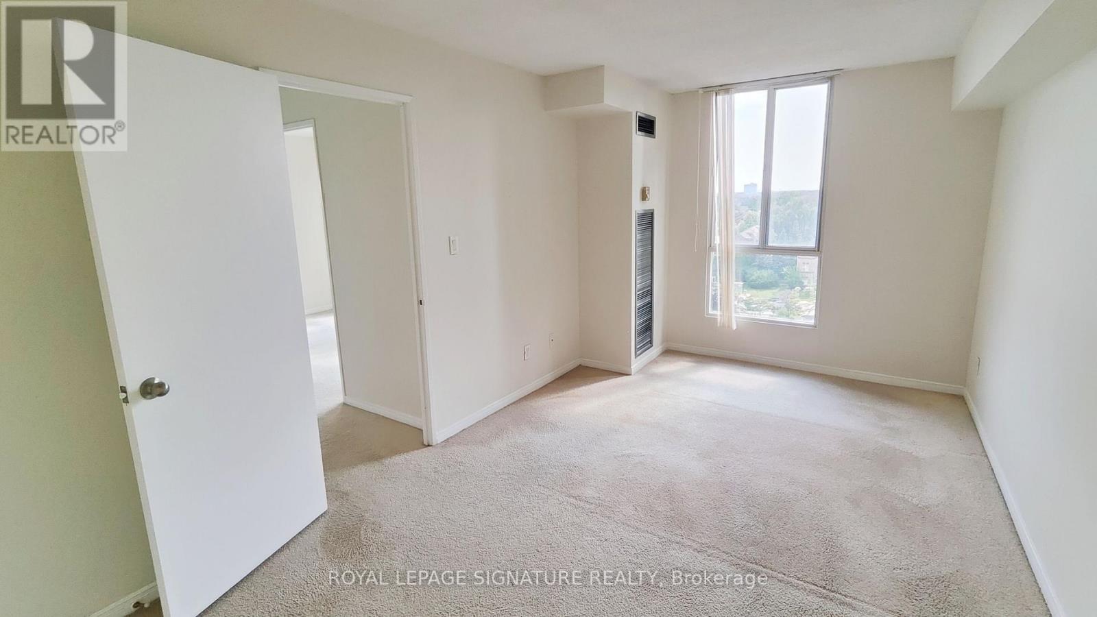 603 - 145 Hillcrest Avenue, Mississauga, Ontario  L5B 3Z1 - Photo 8 - W12751048