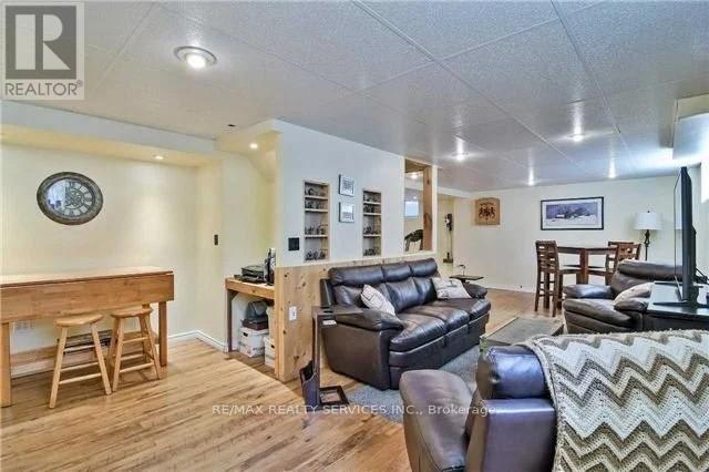 8 Graham Crescent, Orangeville, Ontario  L9W 5J4 - Photo 6 - W12751050