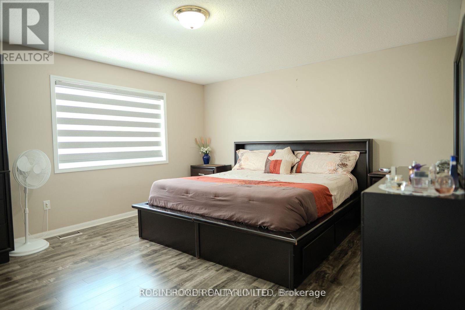 10 Balmy Way, Brampton, Ontario  L6P 1L3 - Photo 10 - W12751054