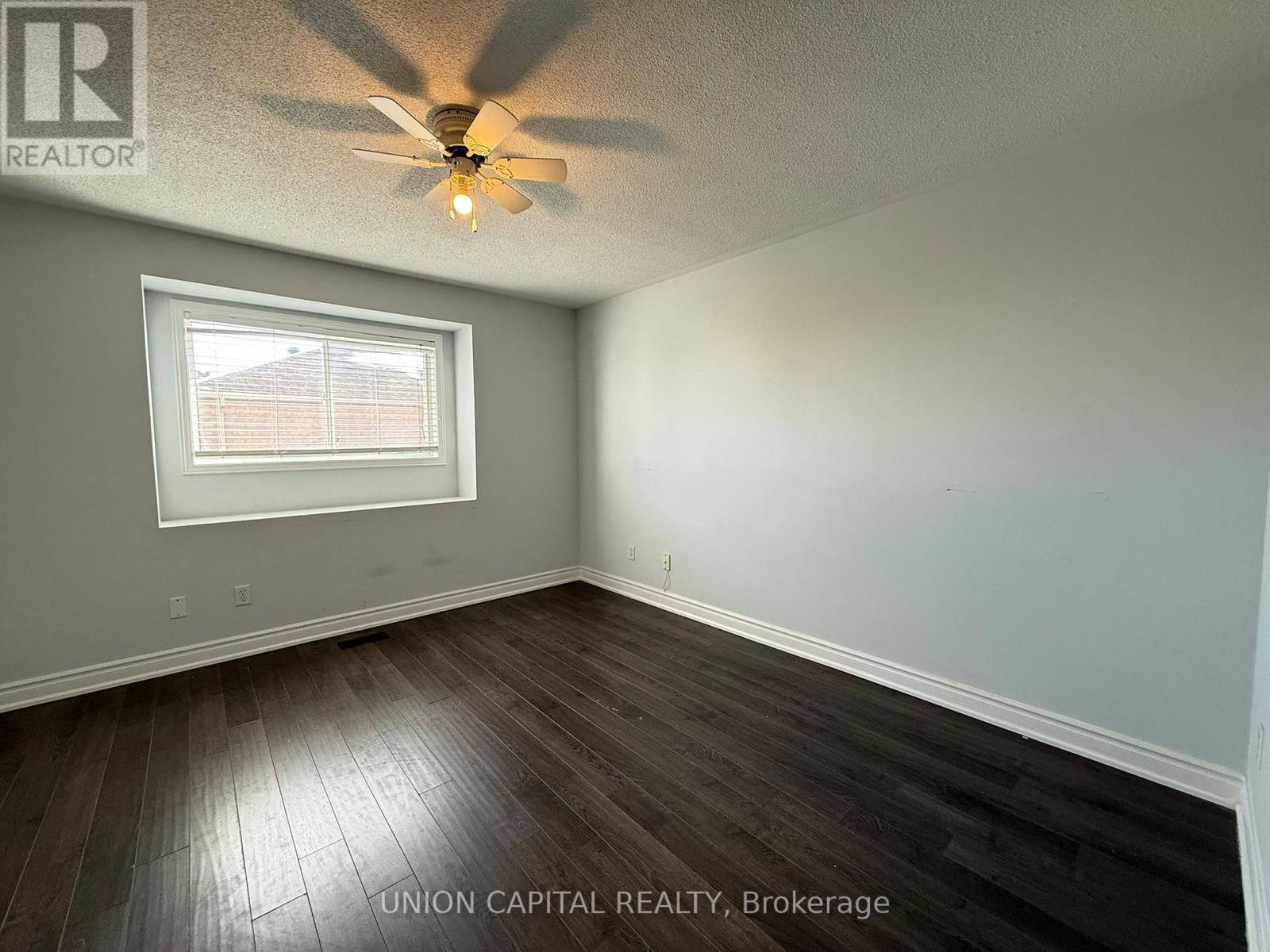 5450 Tree Crest Court, Mississauga, Ontario  L5R 3Z8 - Photo 19 - W12751056