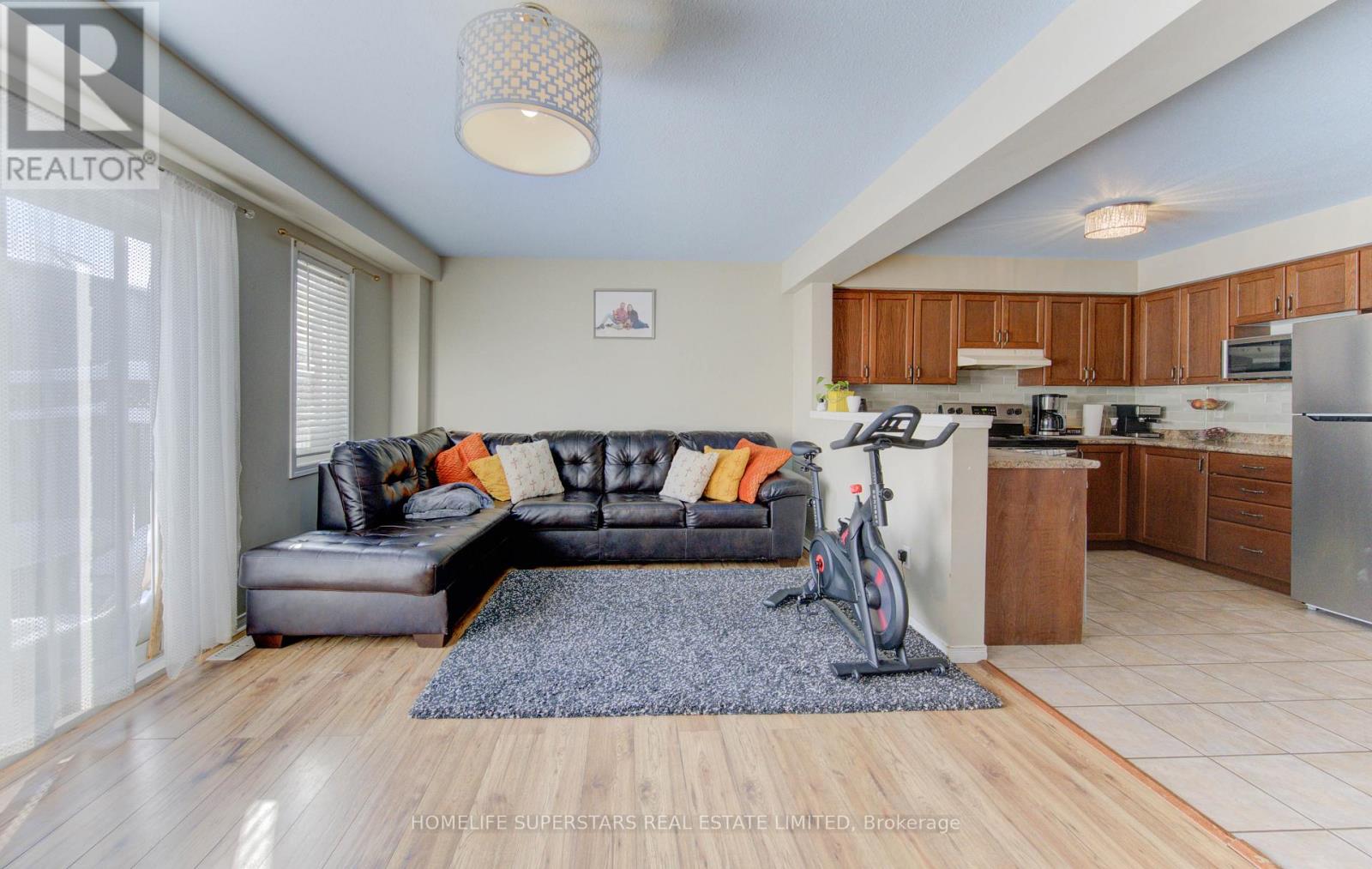 148 Snowdrop Crescent, Kitchener, Ontario  N2E 4G7 - Photo 13 - X12750842