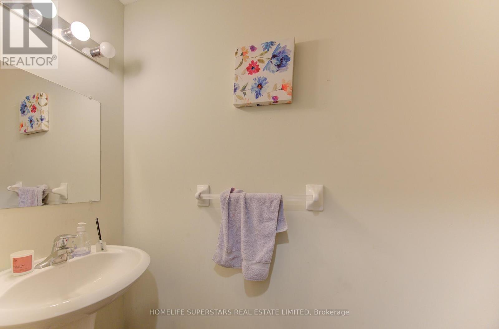 148 Snowdrop Crescent, Kitchener, Ontario  N2E 4G7 - Photo 6 - X12750842