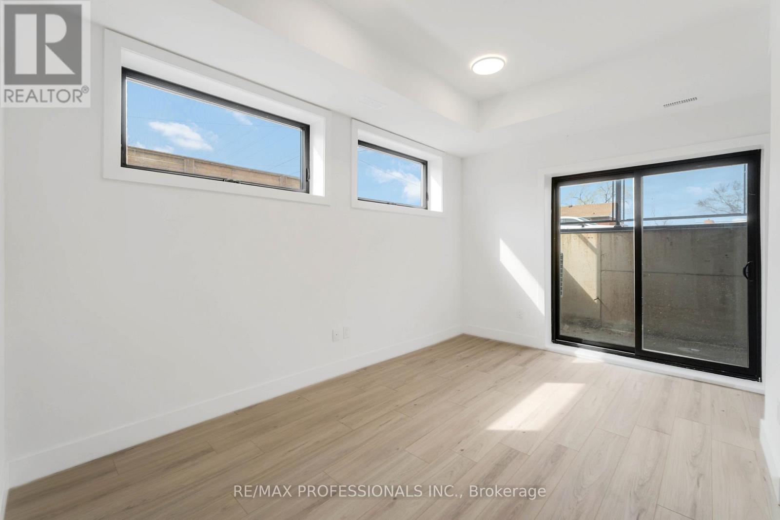 106 - 7277 Wilson Crescent, Niagara Falls, Ontario  L2G 4R8 - Photo 13 - X12750874