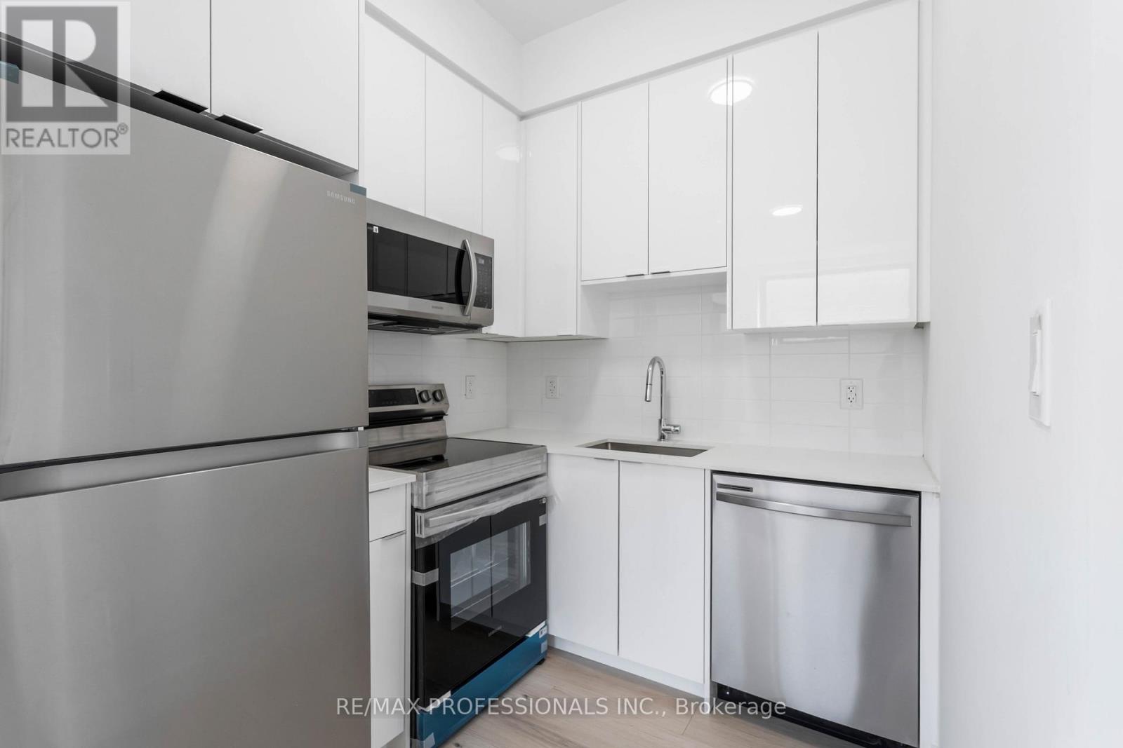 106 - 7277 Wilson Crescent, Niagara Falls, Ontario  L2G 4R8 - Photo 16 - X12750874