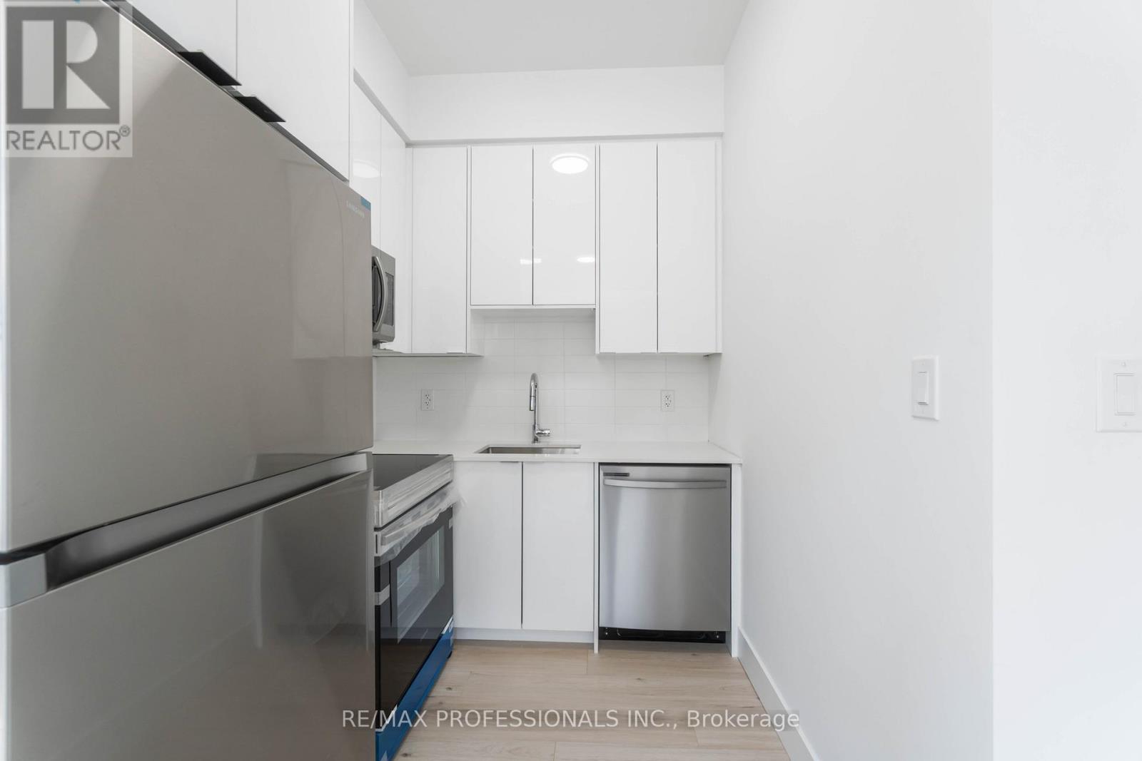 106 - 7277 Wilson Crescent, Niagara Falls, Ontario  L2G 4R8 - Photo 17 - X12750874