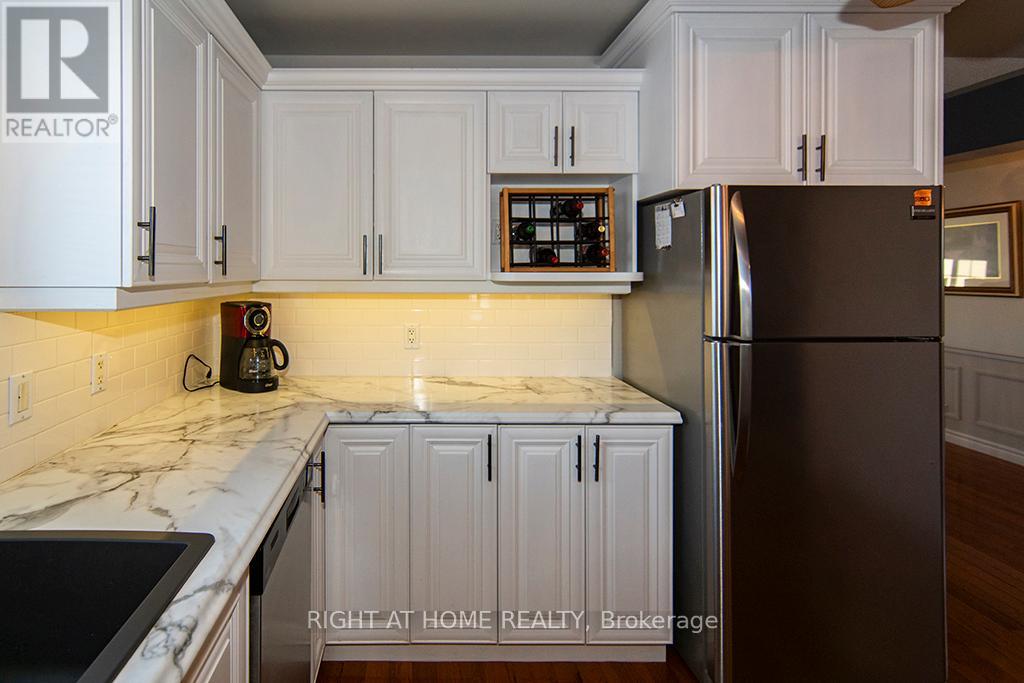 156 Gracehill Crescent, Hamilton, Ontario  L8B 1A5 - Photo 18 - X12750926