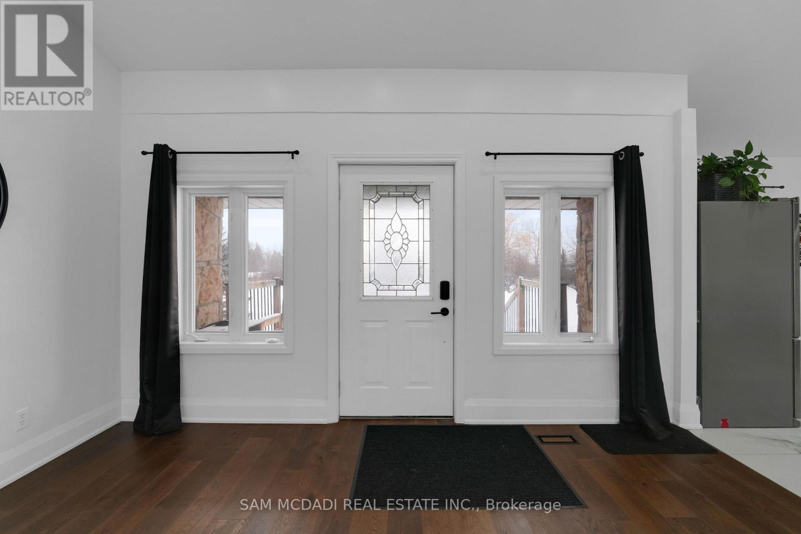 107 6th Line, Haldimand, Ontario  N3W 1Y8 - Photo 4 - X12750938