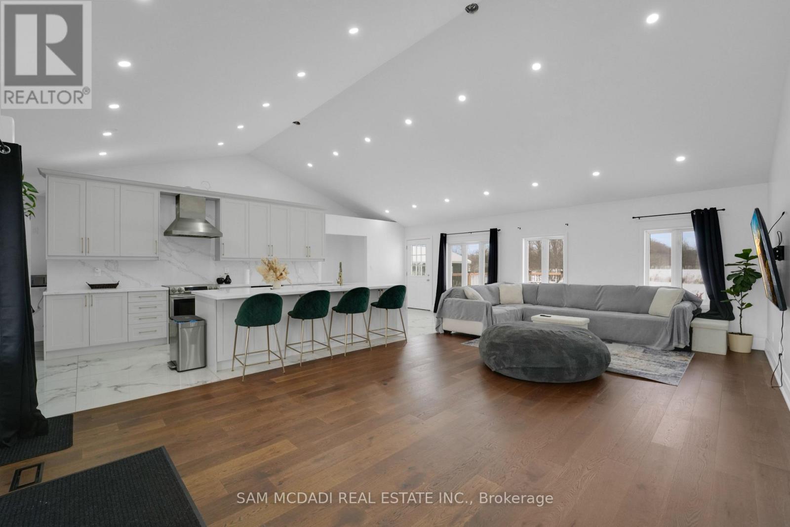 107 6th Line, Haldimand, Ontario  N3W 1Y8 - Photo 5 - X12750938