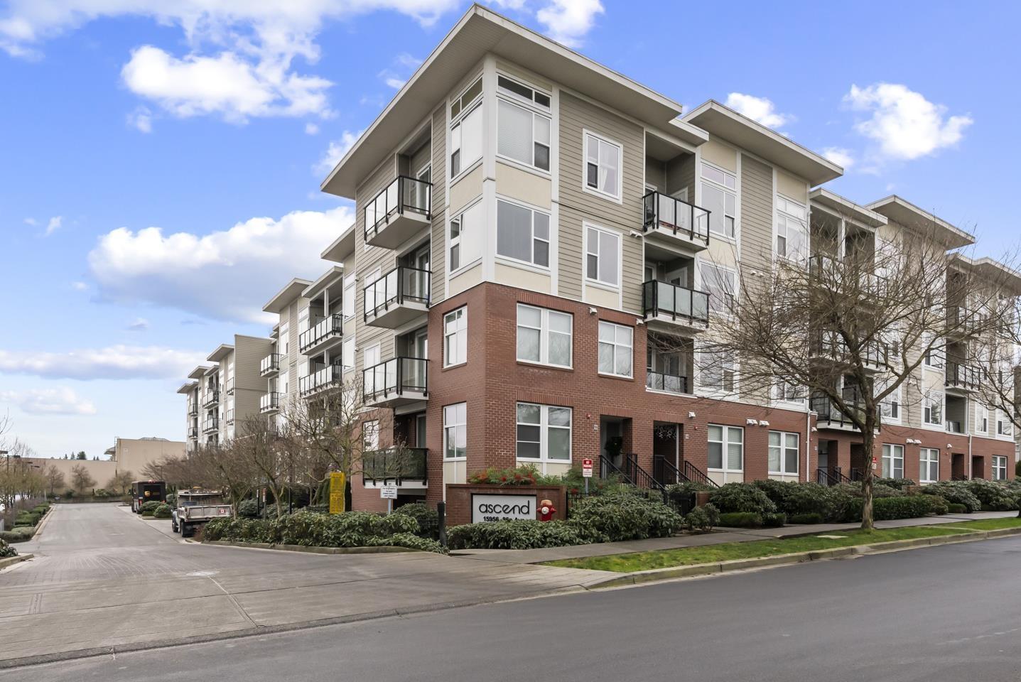 221 15956 86A AVENUE, Surrey, British Columbia