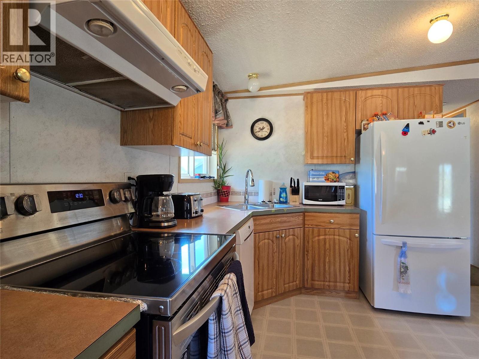 1616 Stage Road, Cache Creek, British Columbia  V0K 1H0 - Photo 5 - 10358537