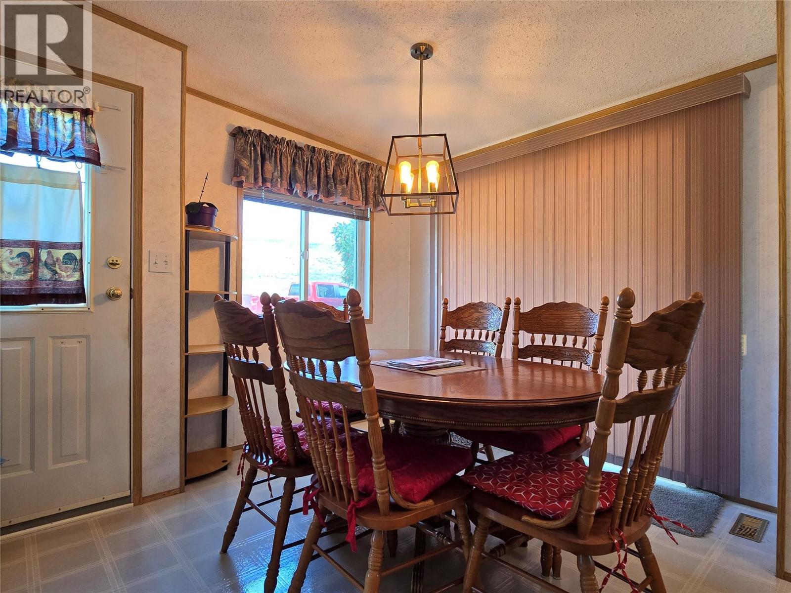 1616 Stage Road, Cache Creek, British Columbia  V0K 1H0 - Photo 7 - 10358537