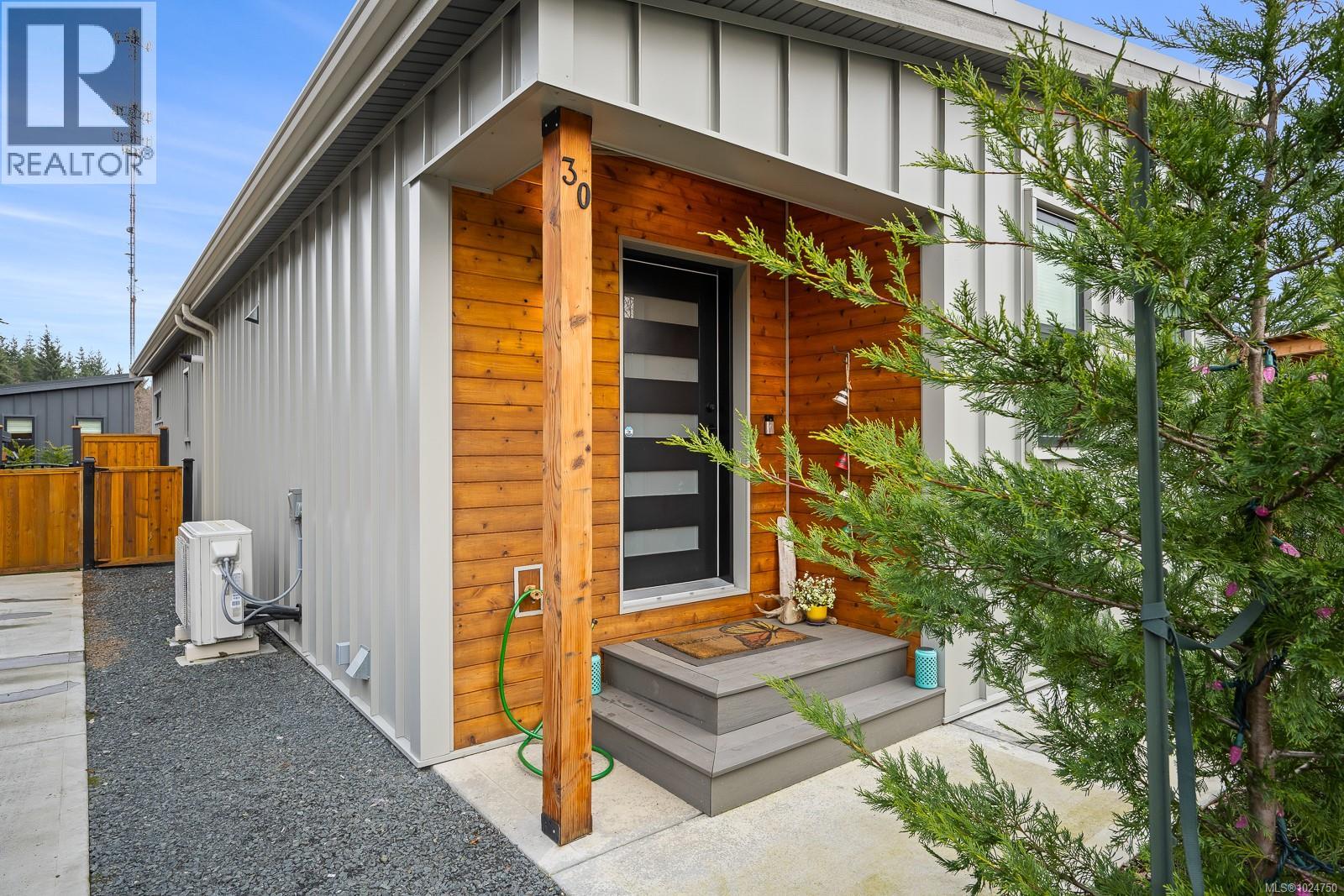 30 3025 Royston Rd, Cumberland, British Columbia  V9N 3P8 - Photo 36 - 1024750