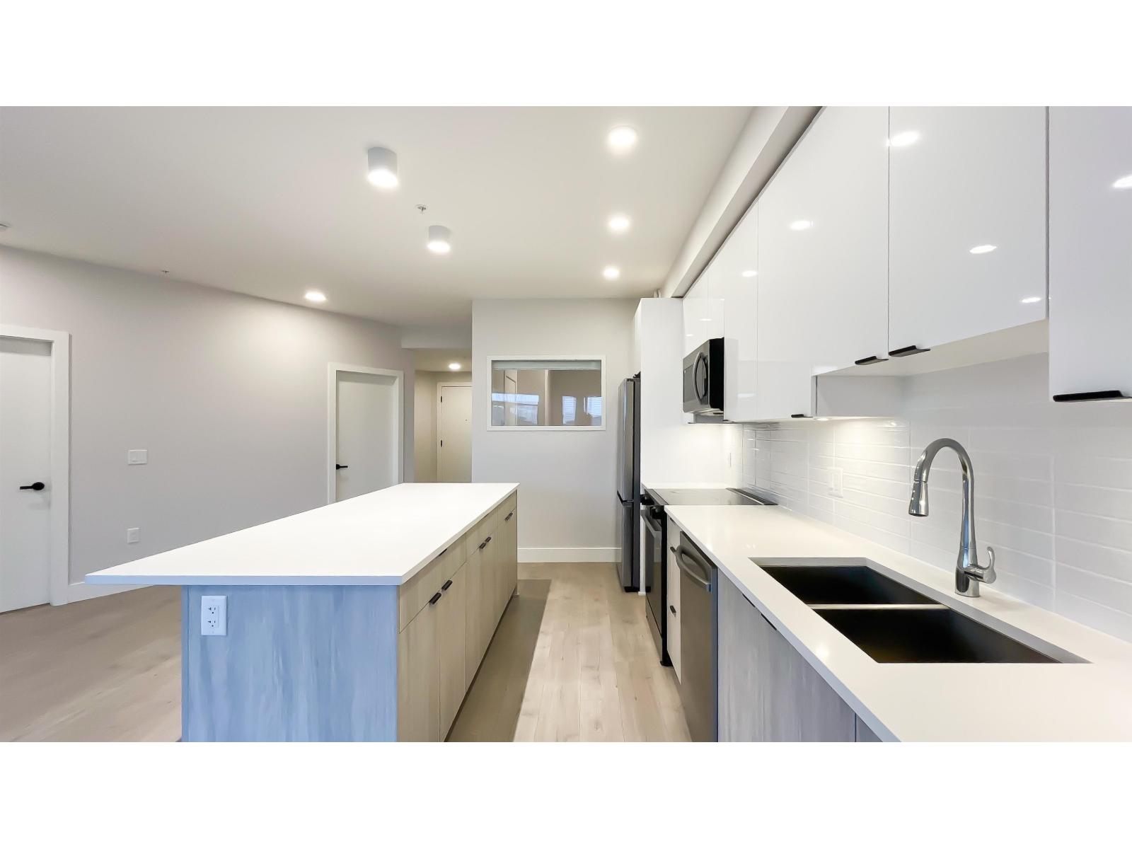 304 20061 Fraser Highway, Langley, British Columbia  V3A 0R4 - Photo 5 - R3085343