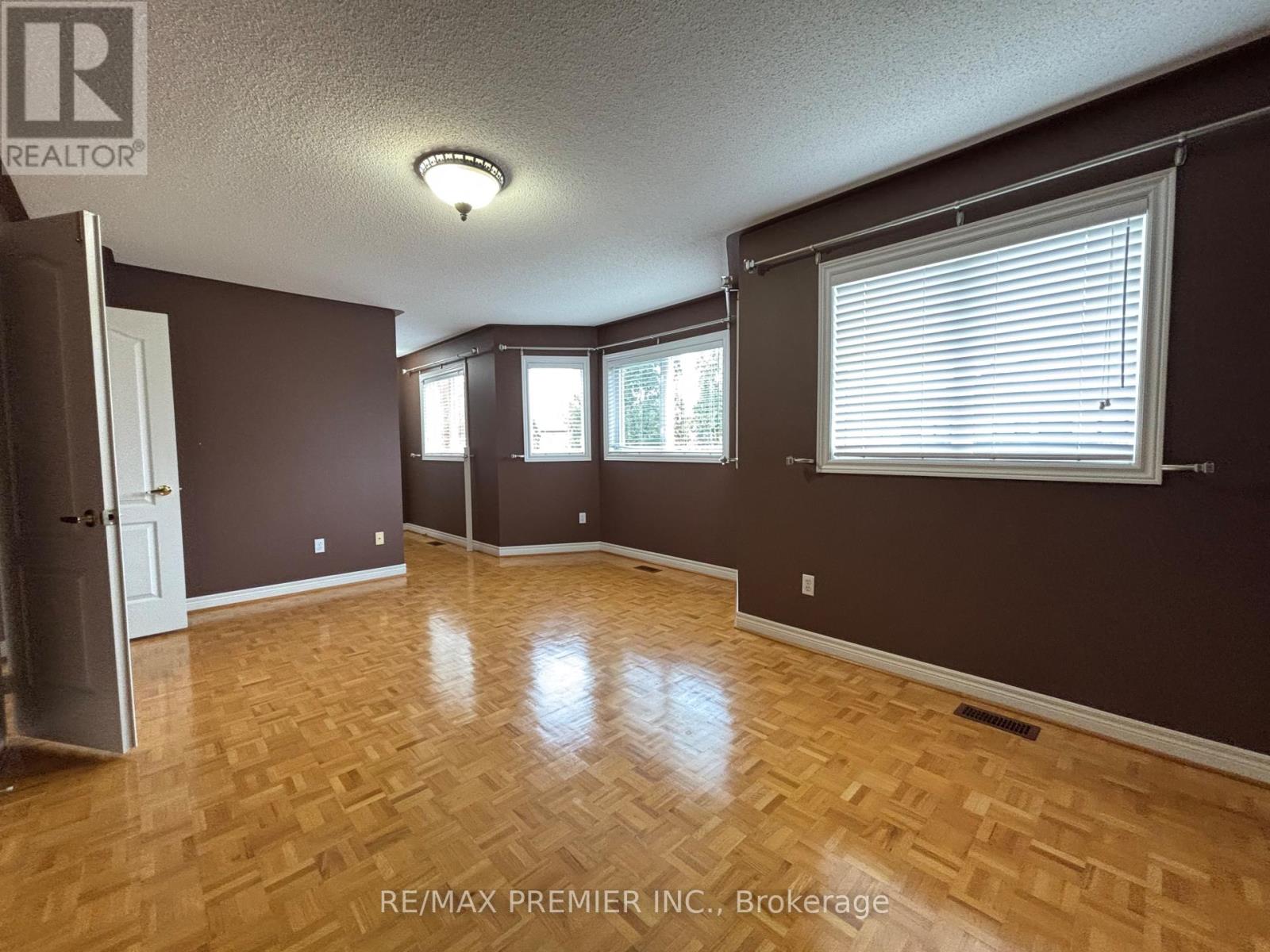 325 Vellore Avenue, Vaughan, Ontario  L4H 2Z2 - Photo 32 - N12750962