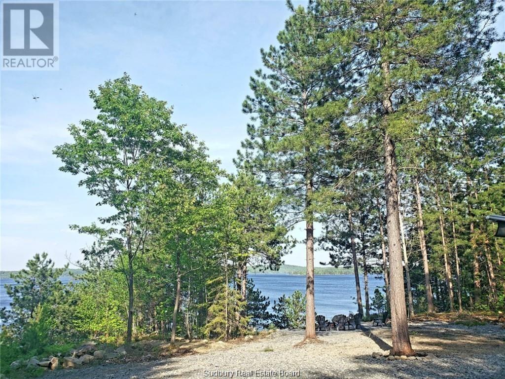 110 Breezehill Road, Skead, Ontario