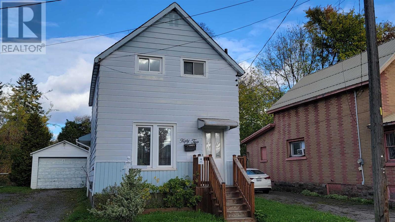 52 Edinburgh St, Sault Ste. Marie, Ontario  P6A 1K7 - Photo 3 - SM253377