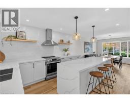 2347 TWEEDSMUIR Court, Burlington, Ontario