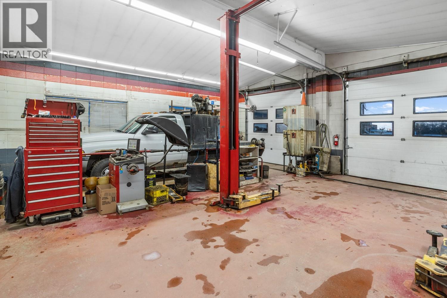 918 Pine Street, Creston, British Columbia  V0B 1G0 - Photo 9 - 10337145