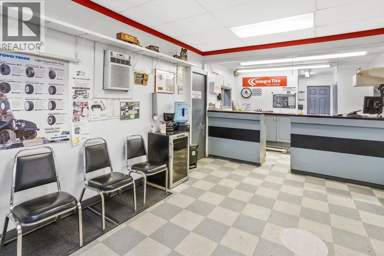 918 Pine Street, Creston, British Columbia  V0B 1G0 - Photo 12 - 10337145