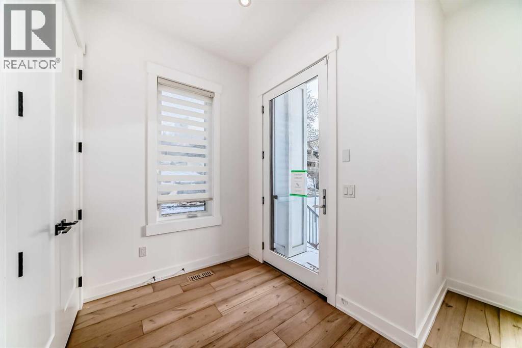 923 36a Street Nw, Calgary, Alberta  T3Z 3B3 - Photo 4 - A2282146